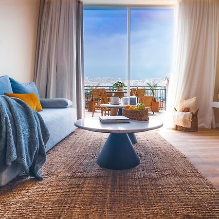 Hotel Wellclub - Wellness Family Experience - Seaview Paphos Exterior foto
